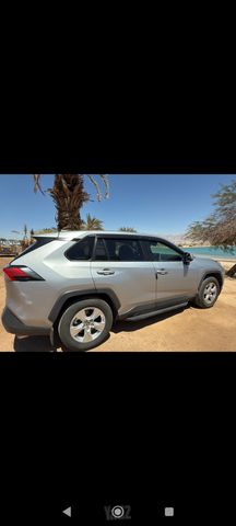 טויוטה RAV4