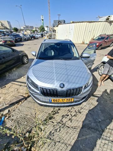 מודעת רכב סקודה קארוק
