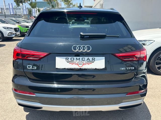אאודי Q3