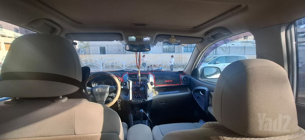 טויוטה RAV4