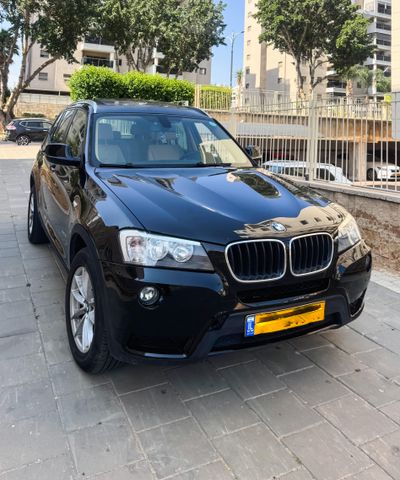 ב מ וו X3