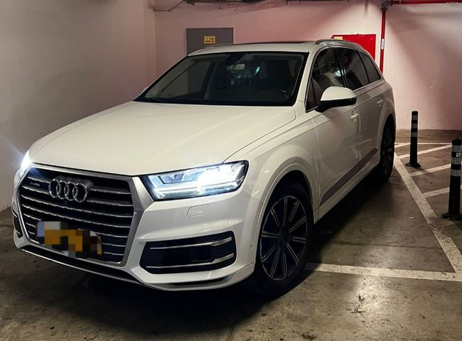 מודעת רכב אאודי Q7