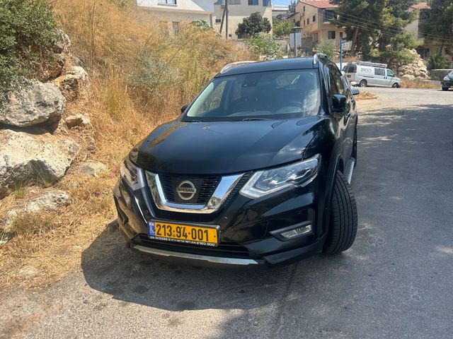 ניסאן אקס טרייל