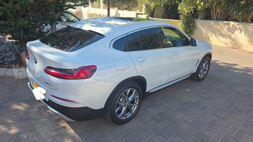 ב מ וו X4