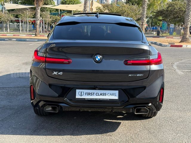 ב מ וו X4