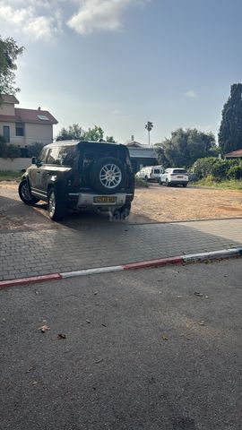 מודעת רכב לנד רובר דיפנדר