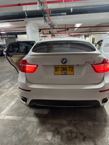 ב מ וו X6