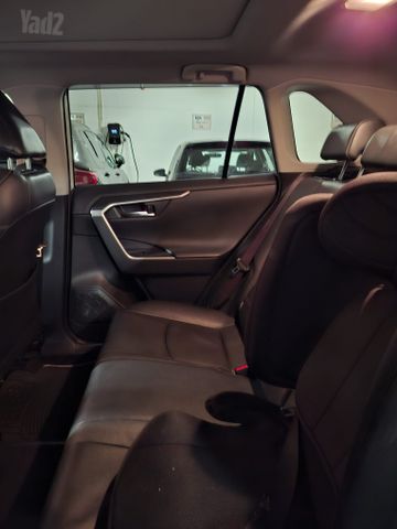 טויוטה RAV4