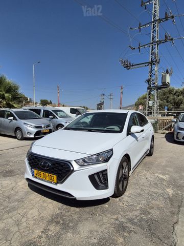 יונדאי איוניק