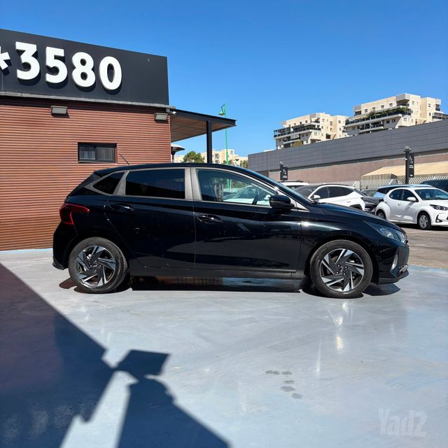 יונדאי i20