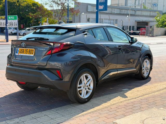 טויוטה C-HR