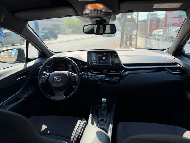 טויוטה C-HR