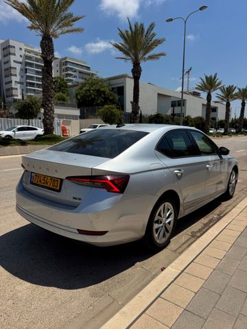 סקודה אוקטביה