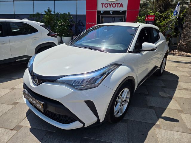 מודעת רכב טויוטה C-HR 1
