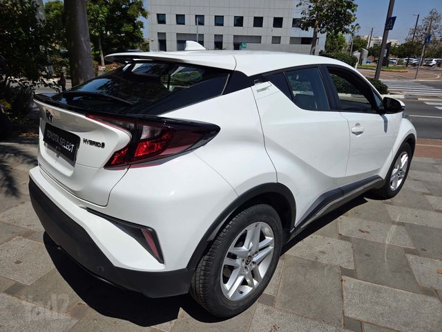מודעת רכב טויוטה C-HR 2