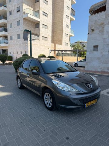 מודעת רכב פיג'ו 206
