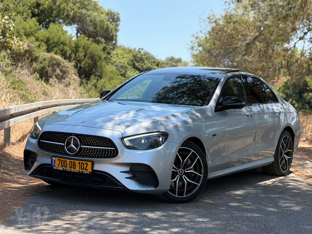 מודעת רכב מרצדס-בנץ E-class