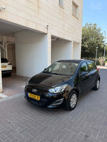 מודעת רכב יונדאי i20