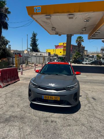 קיה סטוניק