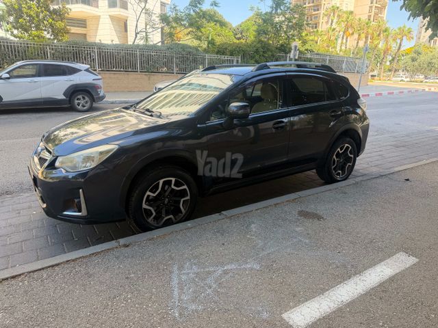 סובארו XV