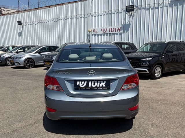 יונדאי אקסנט i25