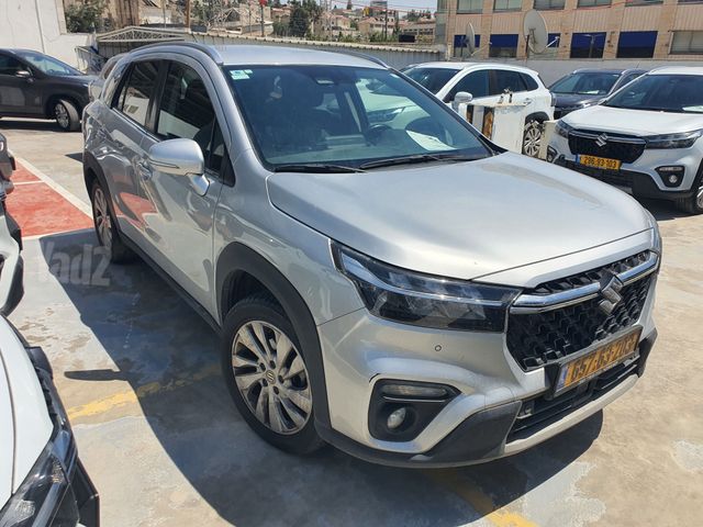 סוזוקי S-Cross