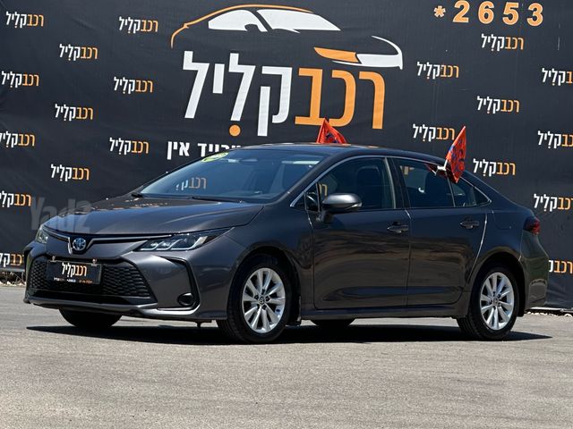 טויוטה קורולה
