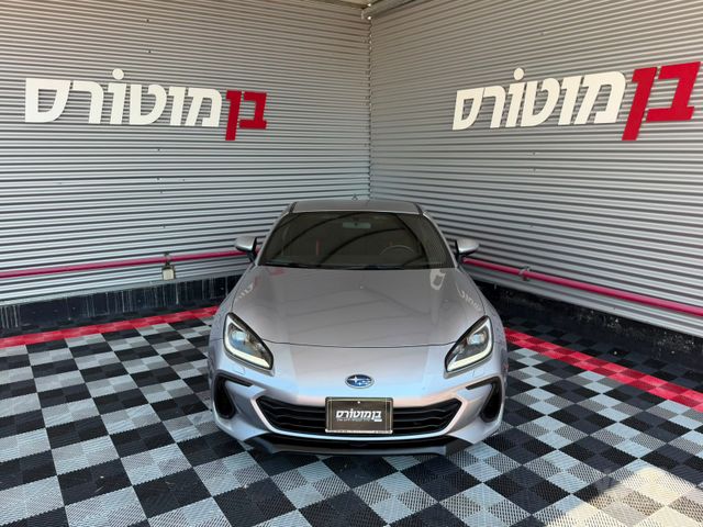 סובארו BRZ