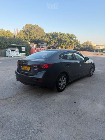 מאזדה 3
