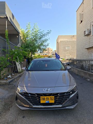 יונדאי אלנטרה