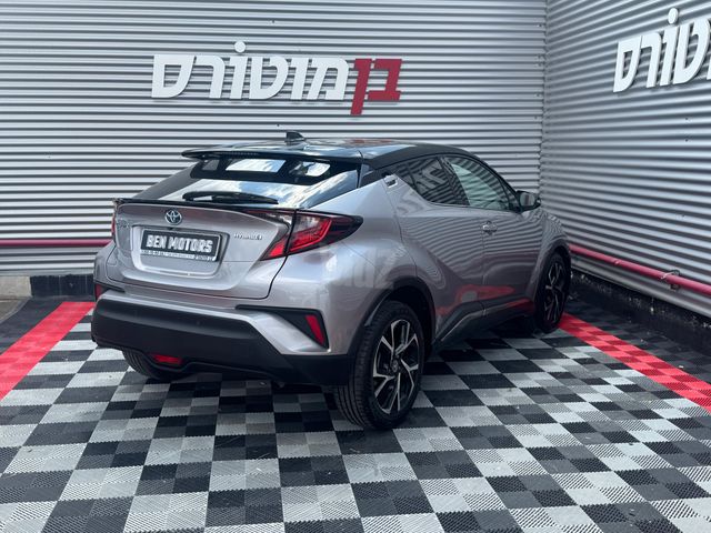 טויוטה C-HR
