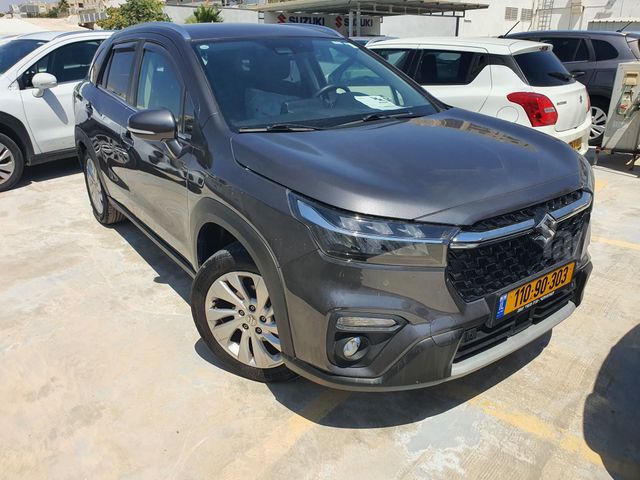 סוזוקי S-Cross