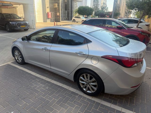 יונדאי I35
