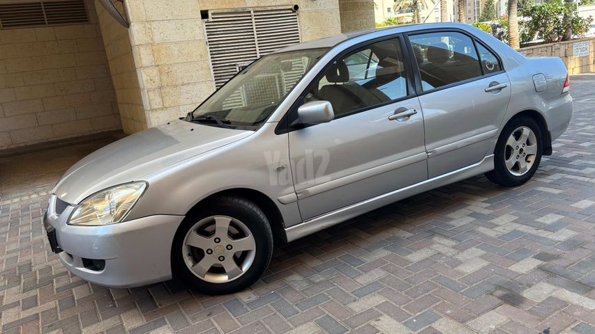 מיצובישי לנסר