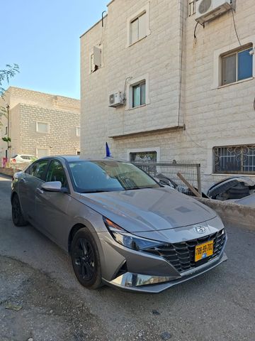 יונדאי אלנטרה