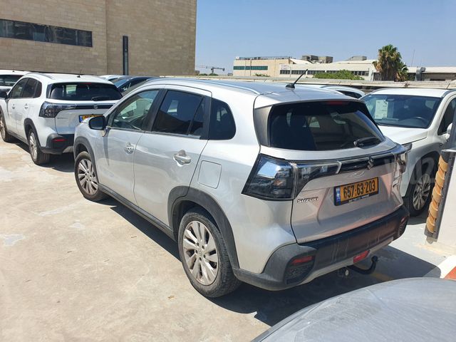 מודעת רכב סוזוקי S-Cross