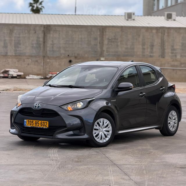 טויוטה יאריס