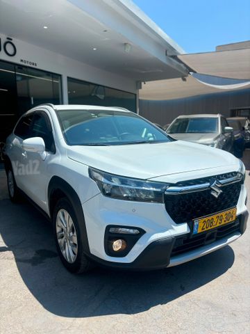 סוזוקי S-Cross