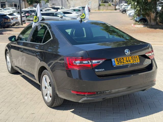 סקודה סופרב