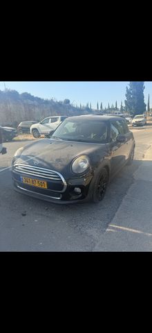 מודעת רכב מיני קופר
