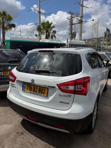 סוזוקי קרוסאובר