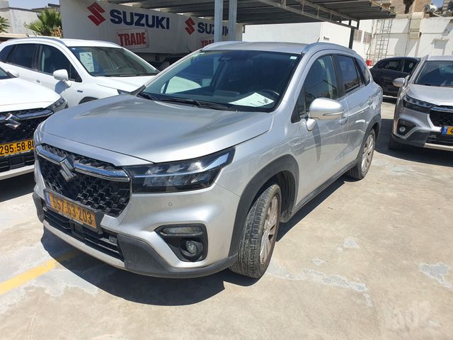 סוזוקי S-Cross