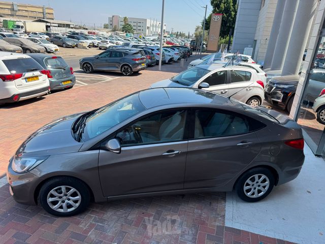 יונדאי אקסנט i25