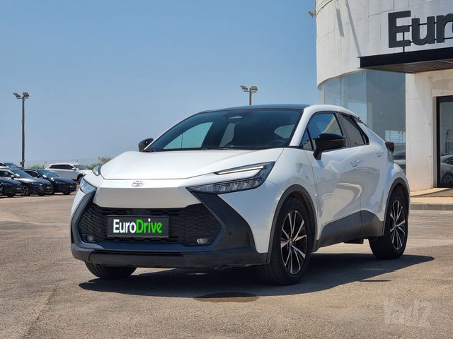 מודעת רכב טויוטה C-HR