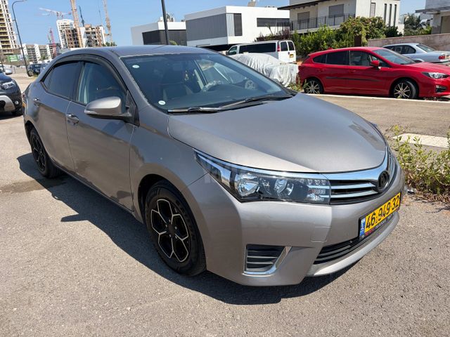 טויוטה קורולה