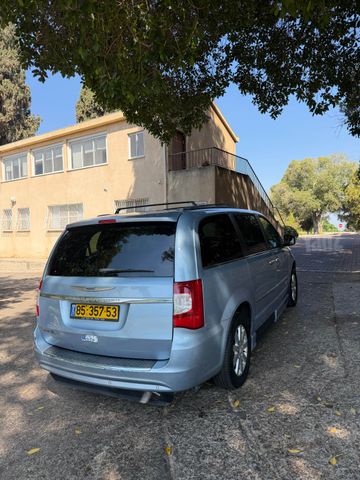 קרייזלר גראנד וויאג'ר