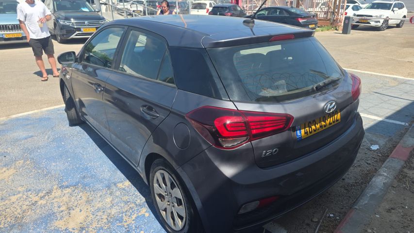 יונדאי i20