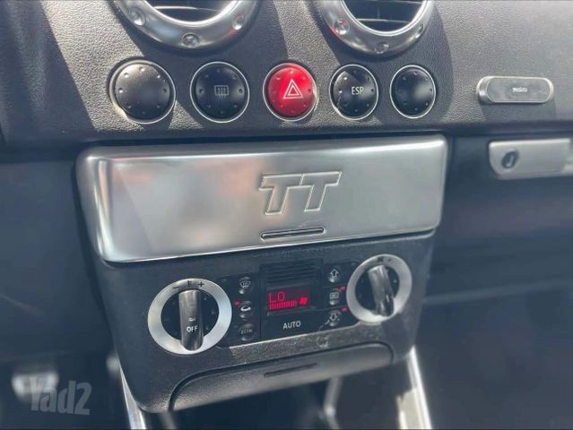 אאודי TT