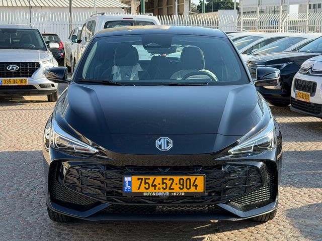 אם ג'י MG3