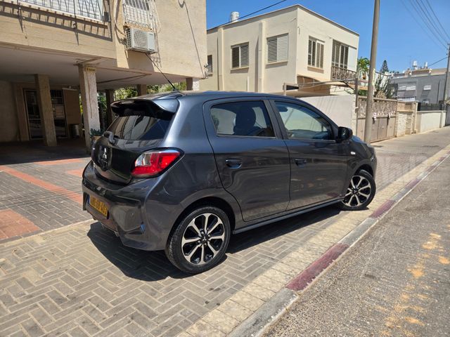 מיצובישי ספייס סטאר